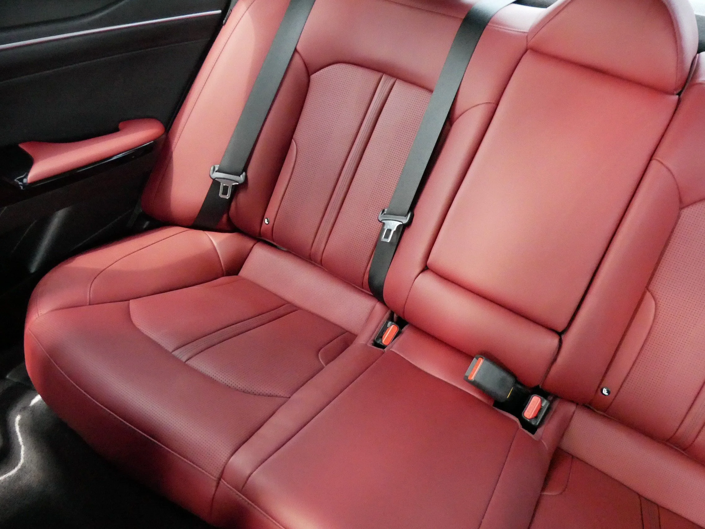 Used 2025 Steel Matte Gray Kia GT-Line image 12