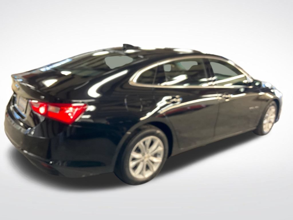 Used 2025 Mosaic Black Metallic Chevrolet 1LT image 5