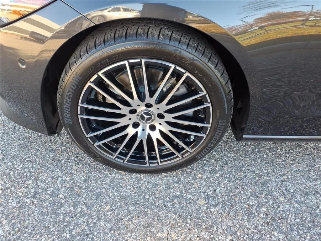 New 2026 Graphite Grey Metallic Mercedes-Benz C 300 image 9