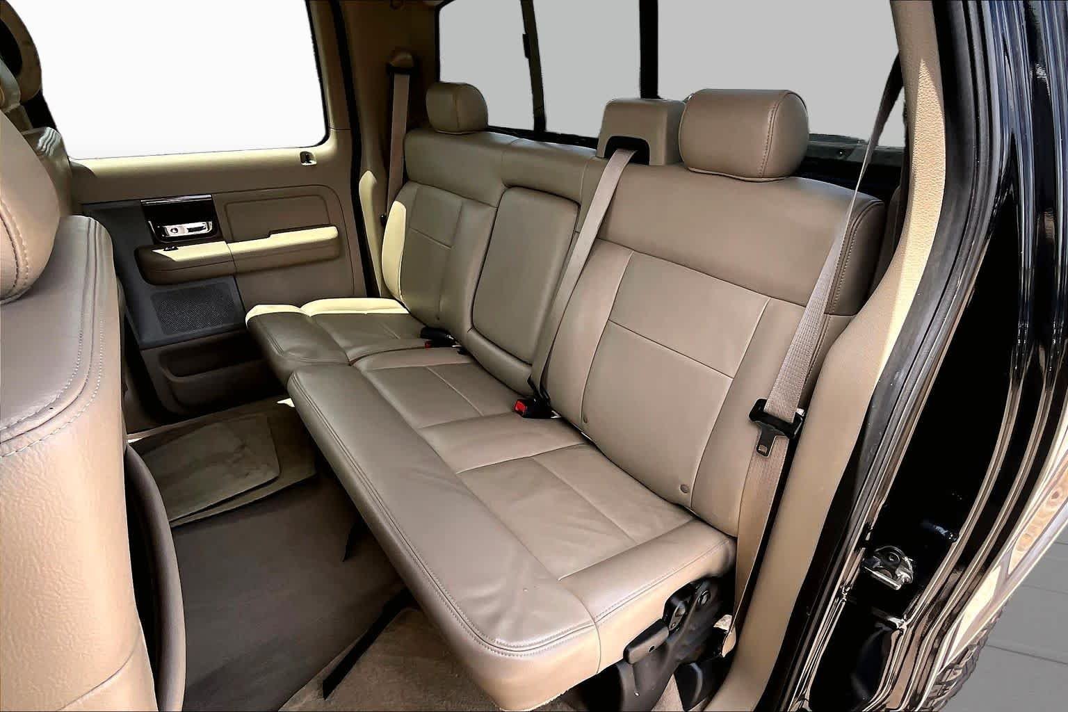 Used 2006 Black Ford King Ranch image 20