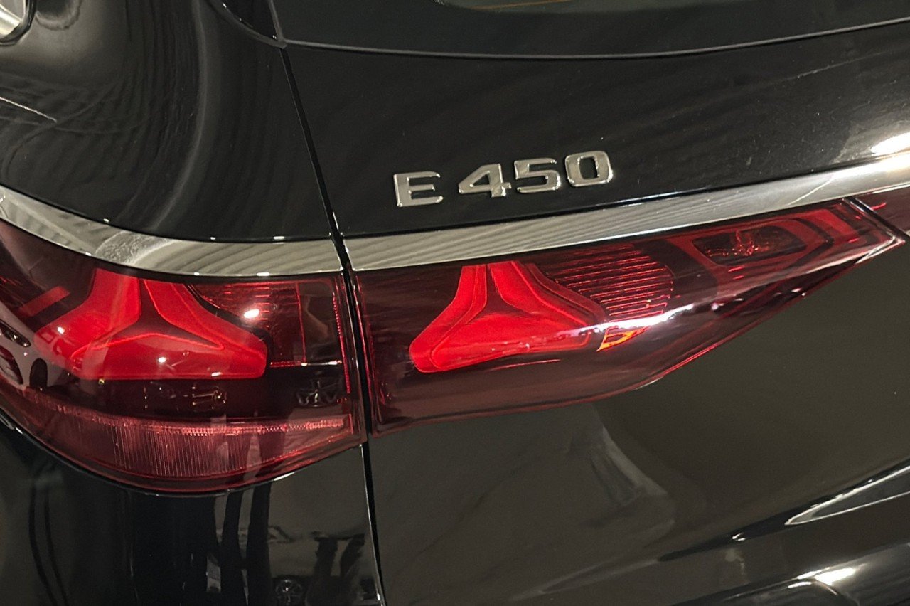Used 2026 OBSIDIAN BLACK METAL Mercedes-Benz E 450 image 26