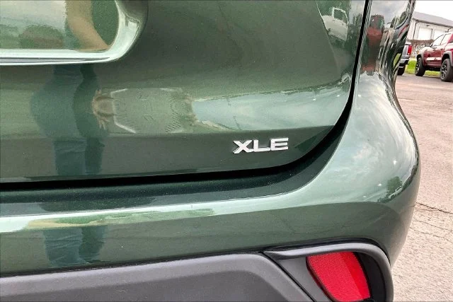 Used 2023 Green Toyota XLE image 24