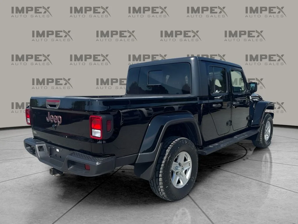 Used 2020 Black Jeep Sport image 5