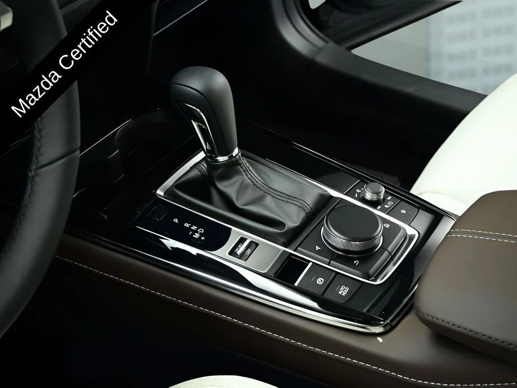 2025 Mazda CX-30 Premium - Photo 33