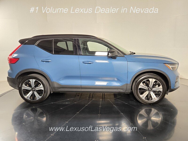 Used 2023 Fjord Blue Metallic Volvo Twin Plus image 7