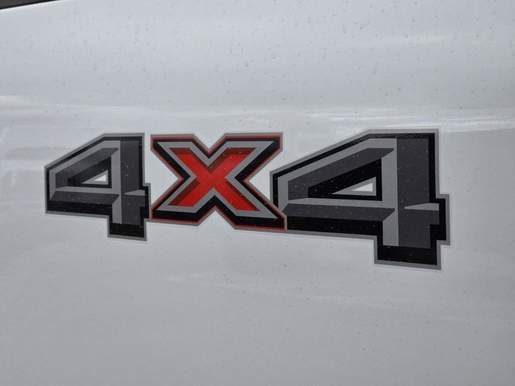 New 2026 Oxford White Ford XL image 25