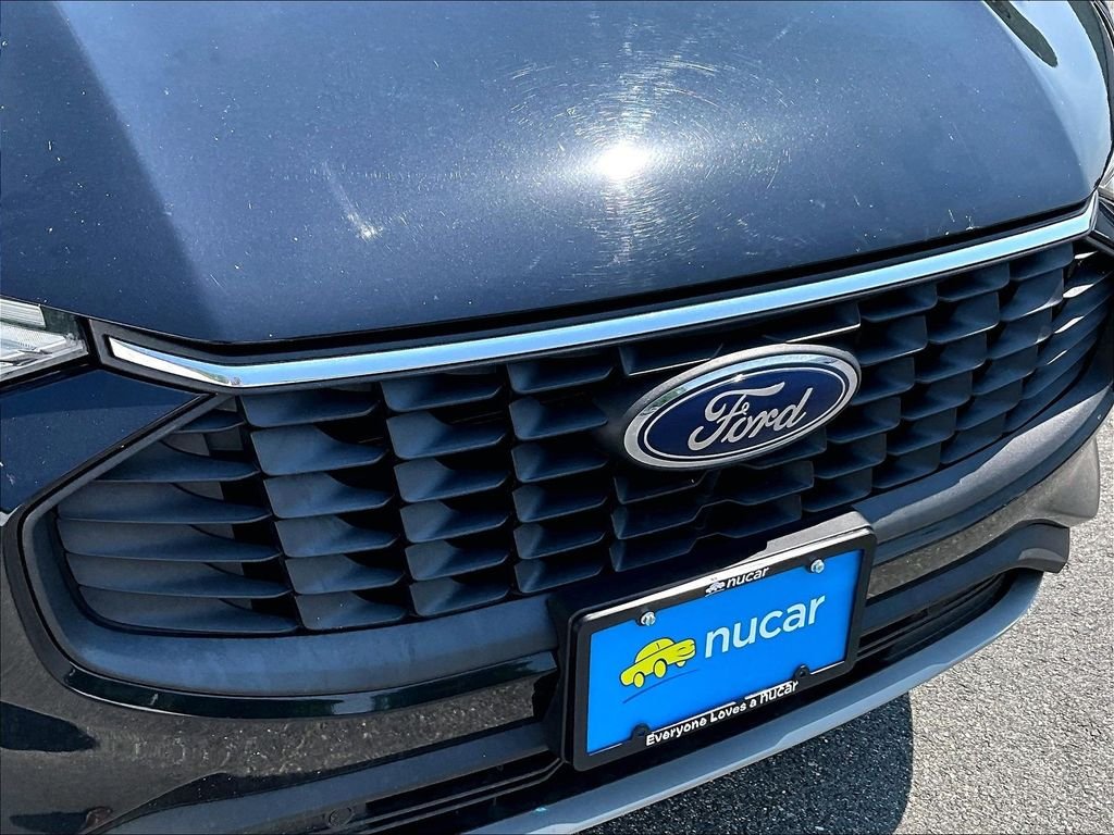 Used 2024 Black Ford Active image 30