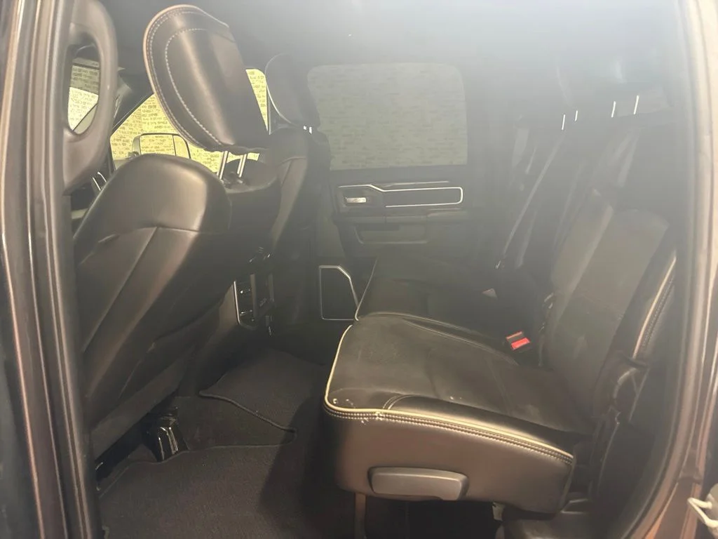 Used 2020 Granite Crystal Metallic Clearcoat Ram Laramie image 12