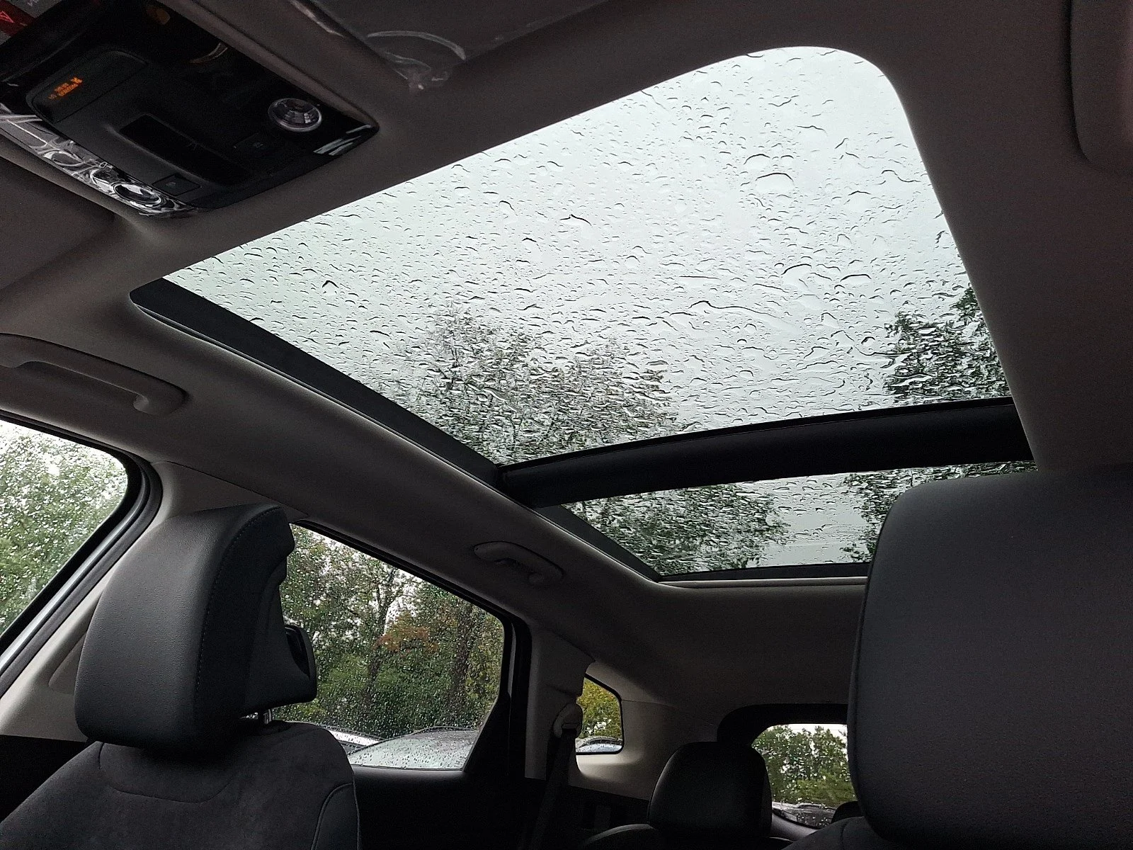 New 2027 Snow White Pearl Kia SX Prestige image 7