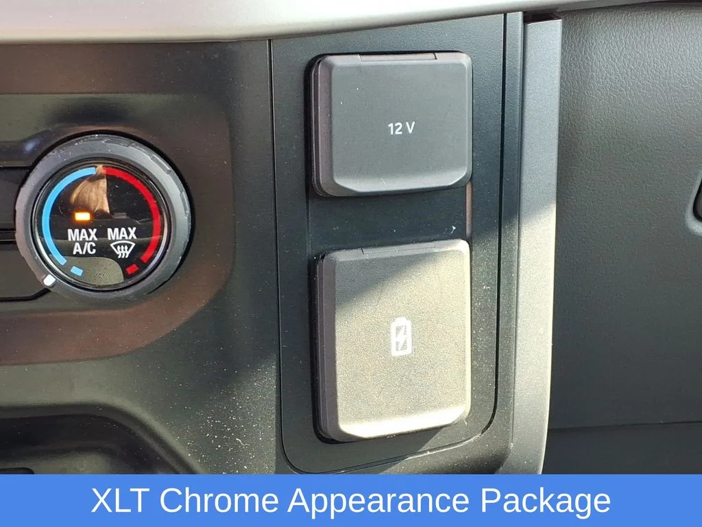 Used 2023 Gray Ford XLT image 9