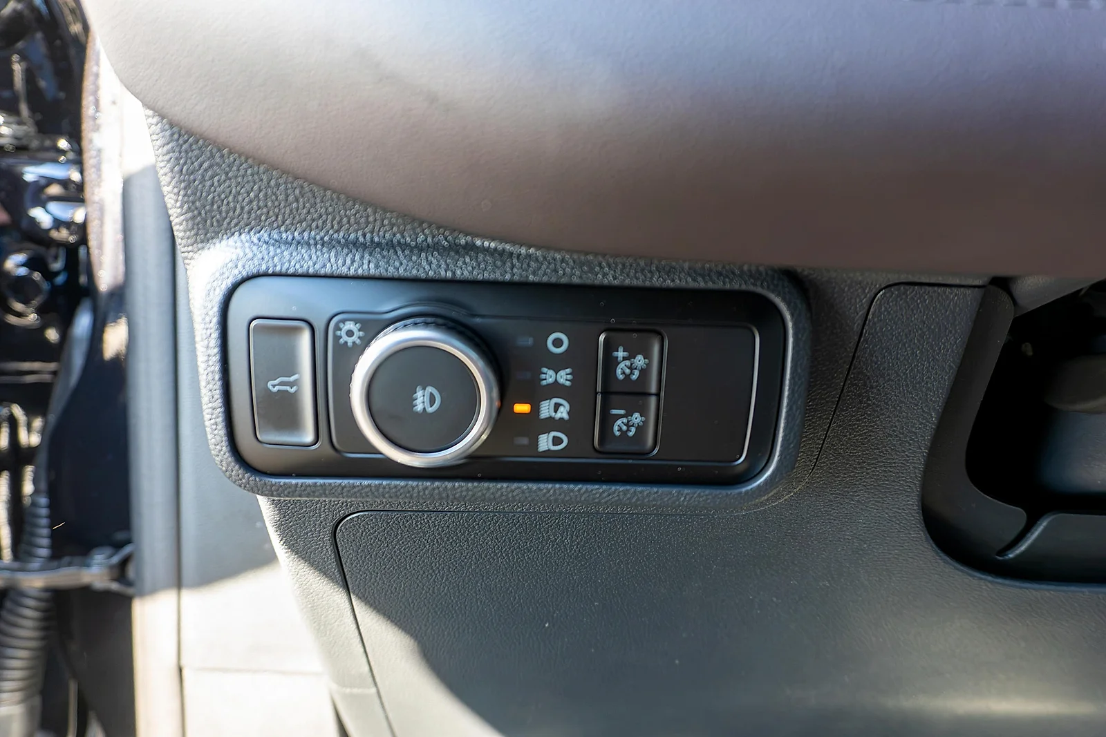 New 2027 Agate Black Metallic Ford Platinum™ image 17