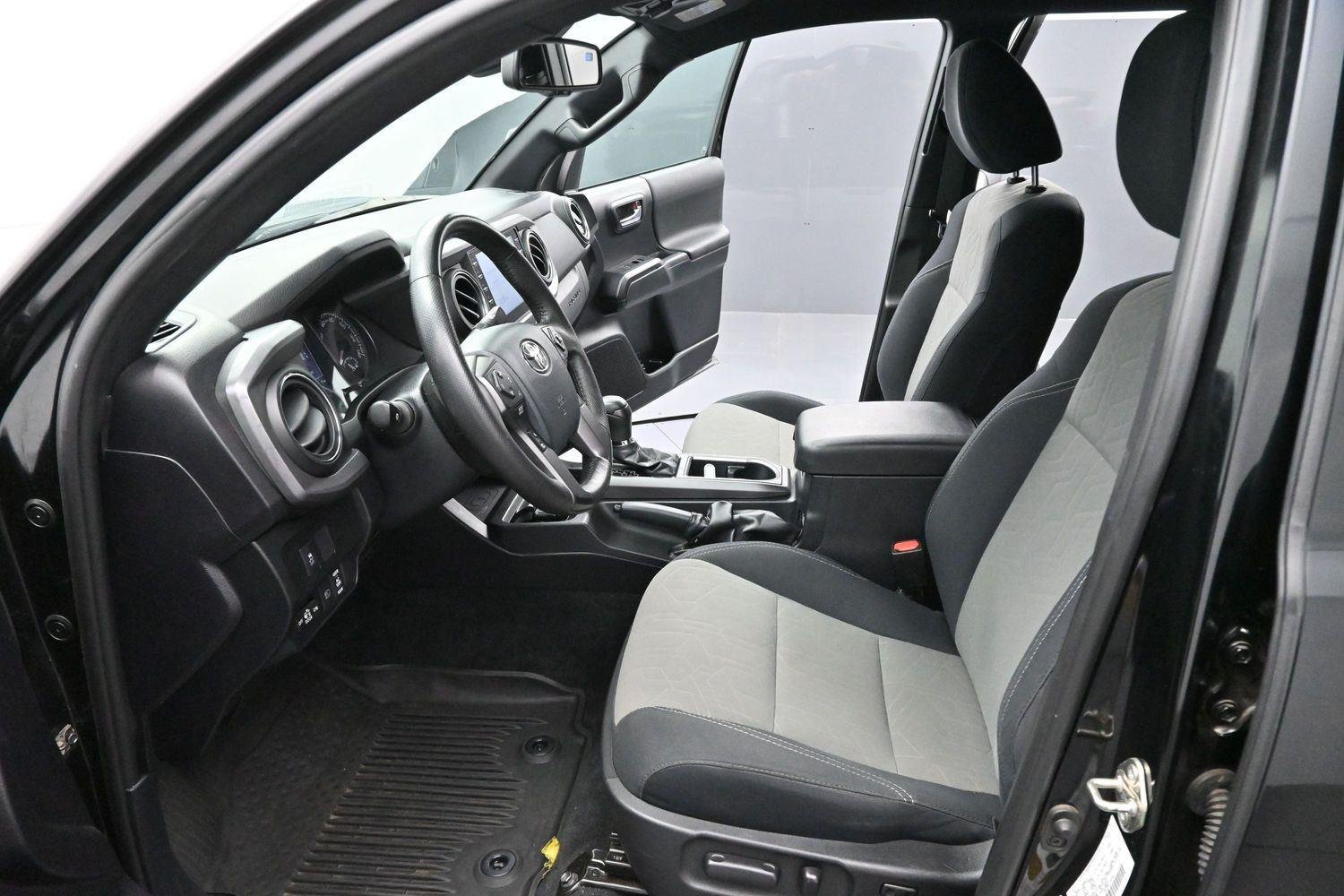 Used 2020 Midnight Black Metallic Toyota TRD Off-Road image 11
