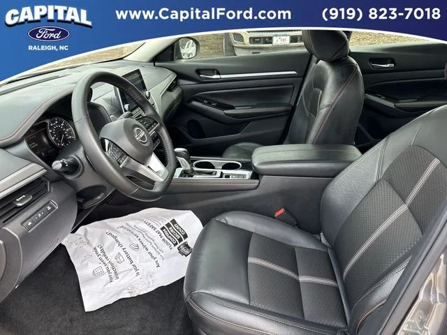 Used 2025 Gray Nissan 2.5 SR image 17