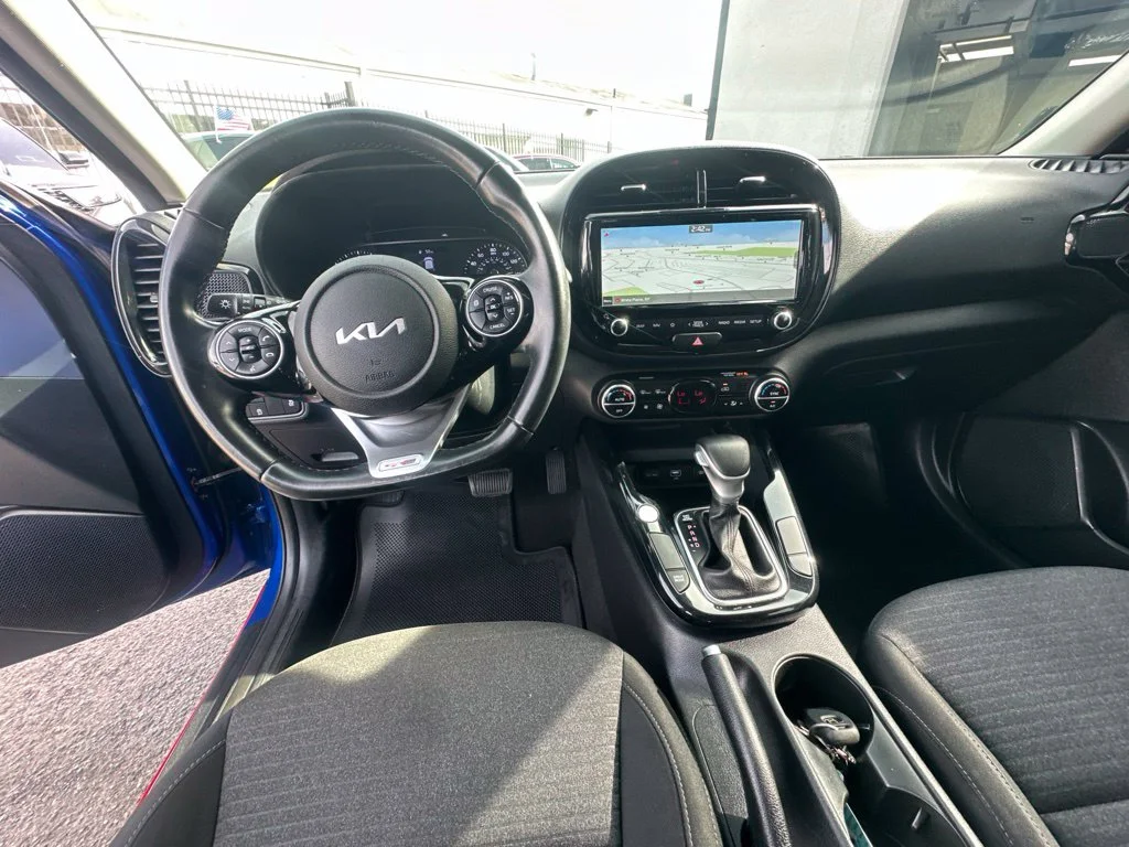 Used 2022 Blue Kia GT-Line image 27