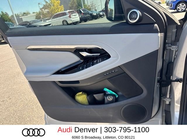 Used 2020 Silver Land Rover First Edition image 10