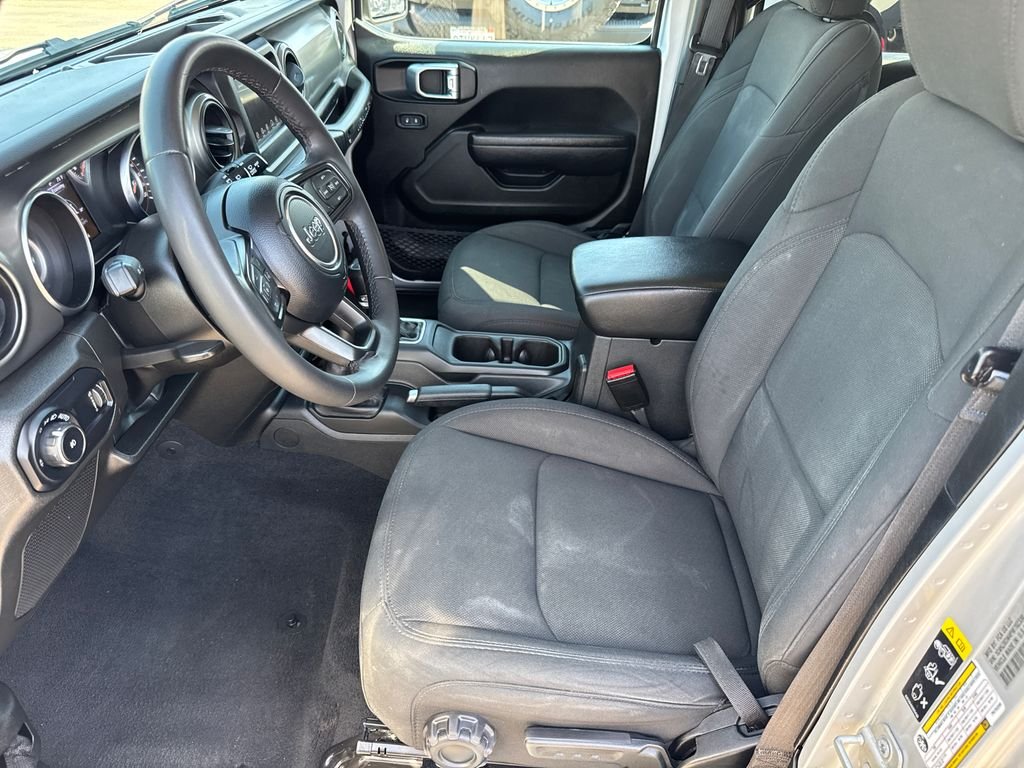 Used 2023 Silver Jeep Sport S image 26
