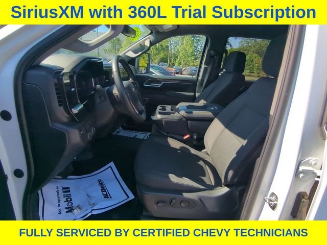 Used 2025 White Chevrolet LT image 24
