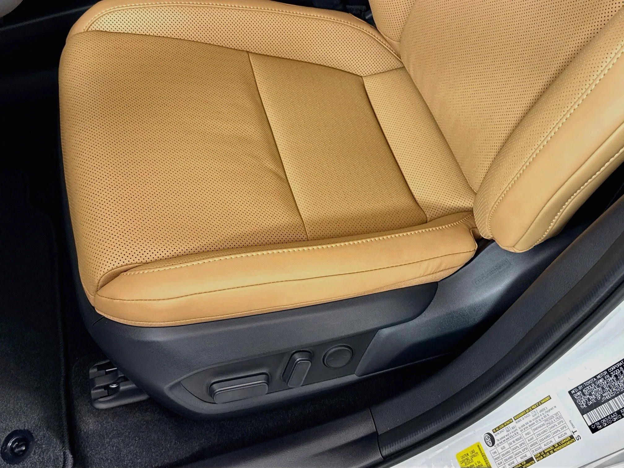New 2026 Ultra White Lexus ES 500e PREMIUM AWD image 20