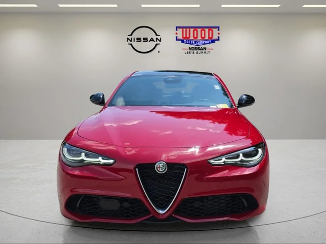 Used 2024 Alfa Rosso Alfa Romeo Ti image 6