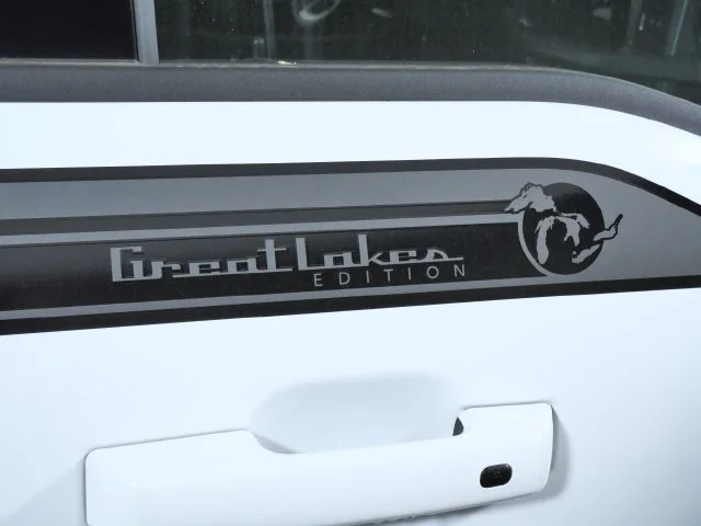 New 2026 Oxford White Ford XLT image 7