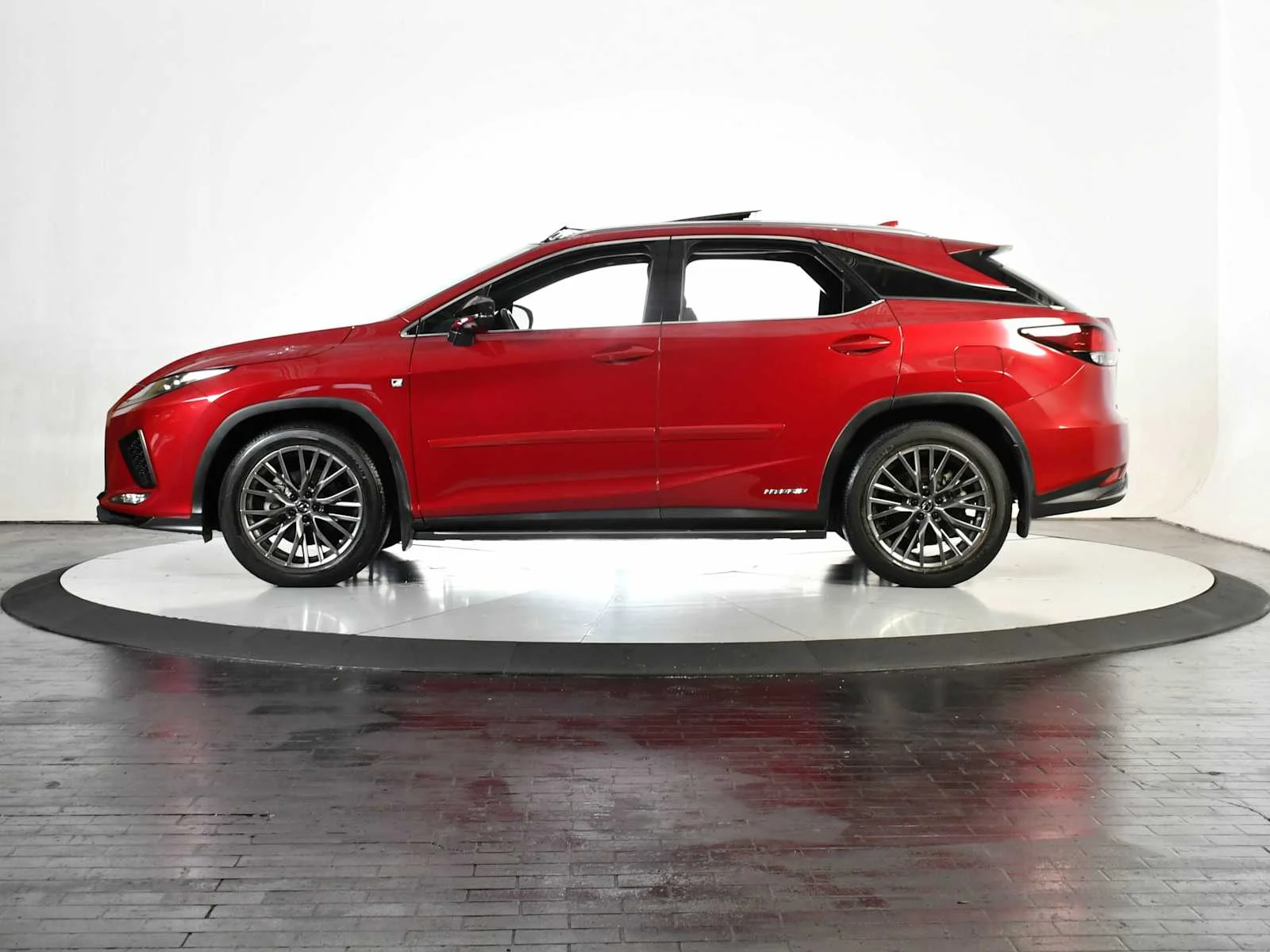 Certified Used 2020 MATADOR RED MICA Lexus F SPORT Performance image 2