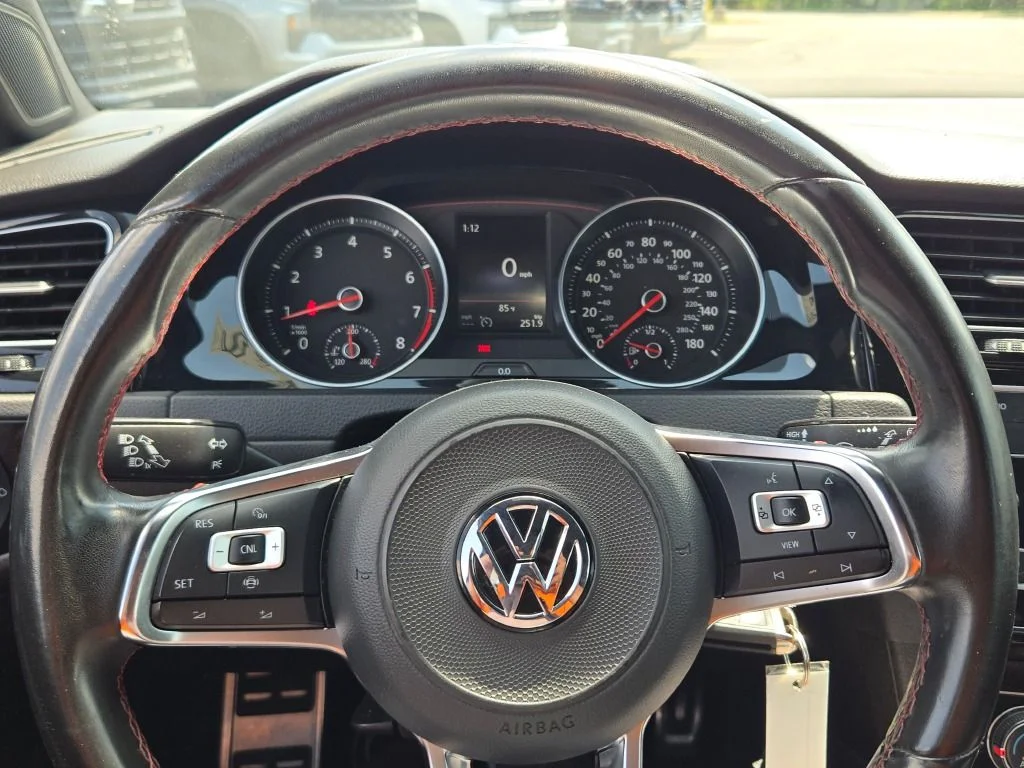 Used 2021 Black Volkswagen 2.0T S image 27