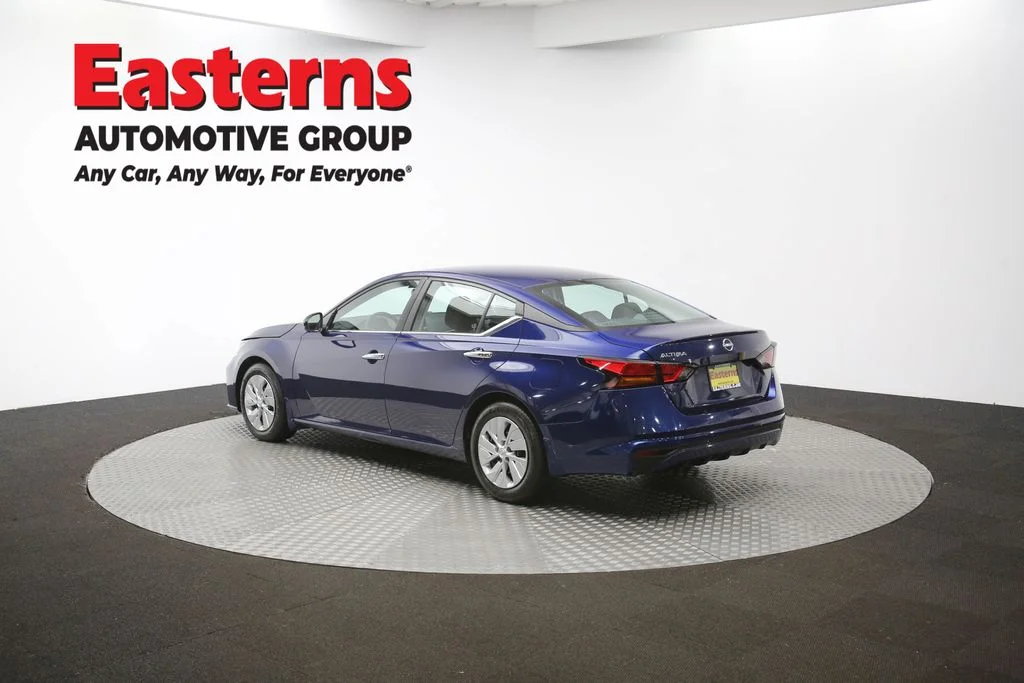 Used 2023 Blue Nissan 2.5 S image 61