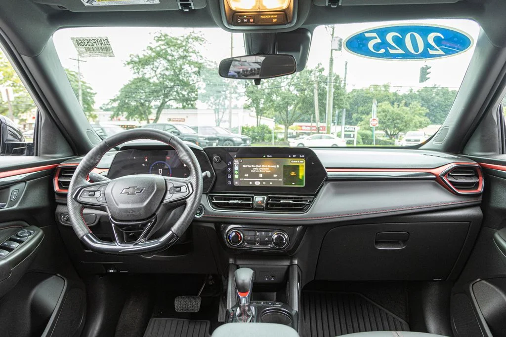 Used 2025 Gray Chevrolet RS image 18
