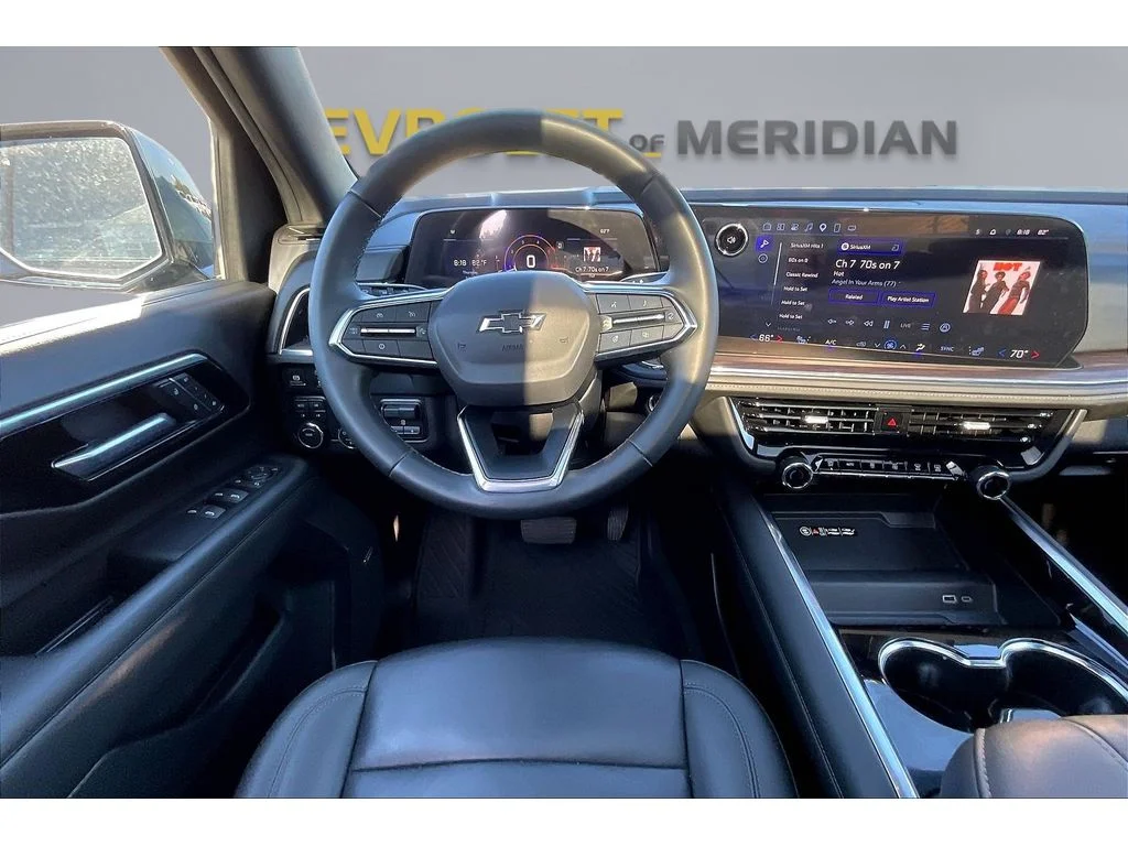 Used 2025 Cypress Gray Chevrolet Z71 image 5