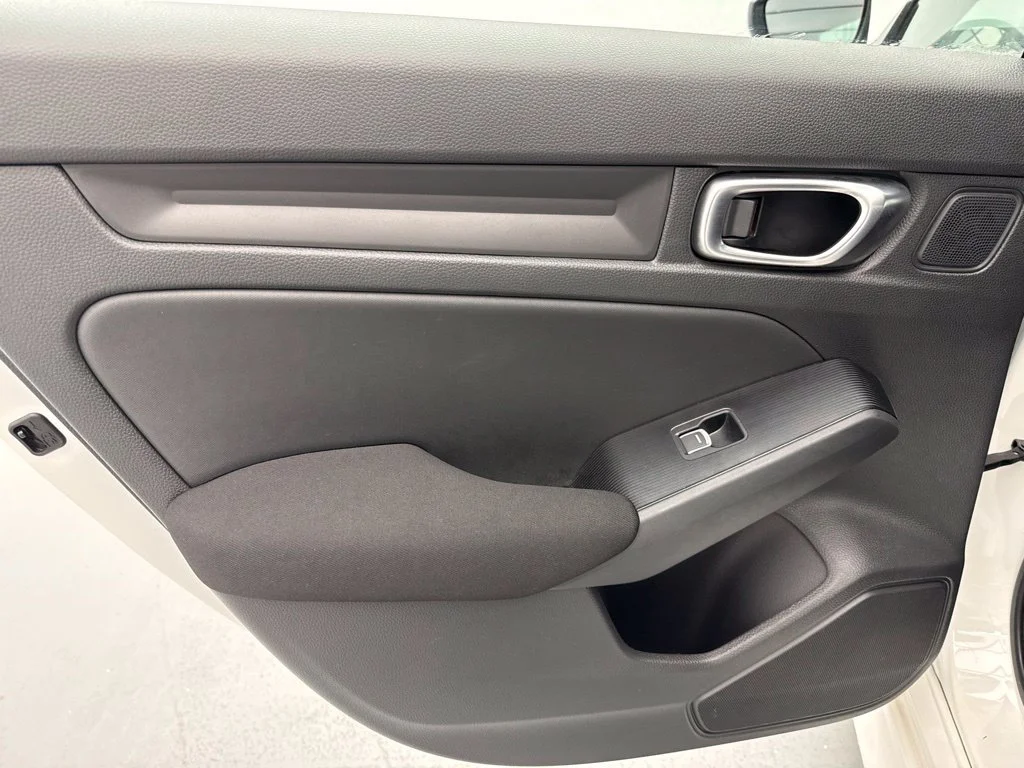 Used 2024 Platinum White Pearl Honda Base image 14