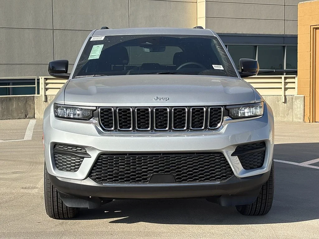 New 2026 Silver Jeep Laredo X image 5