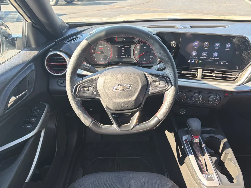 2026 Chevrolet Trax RS - Photo 14