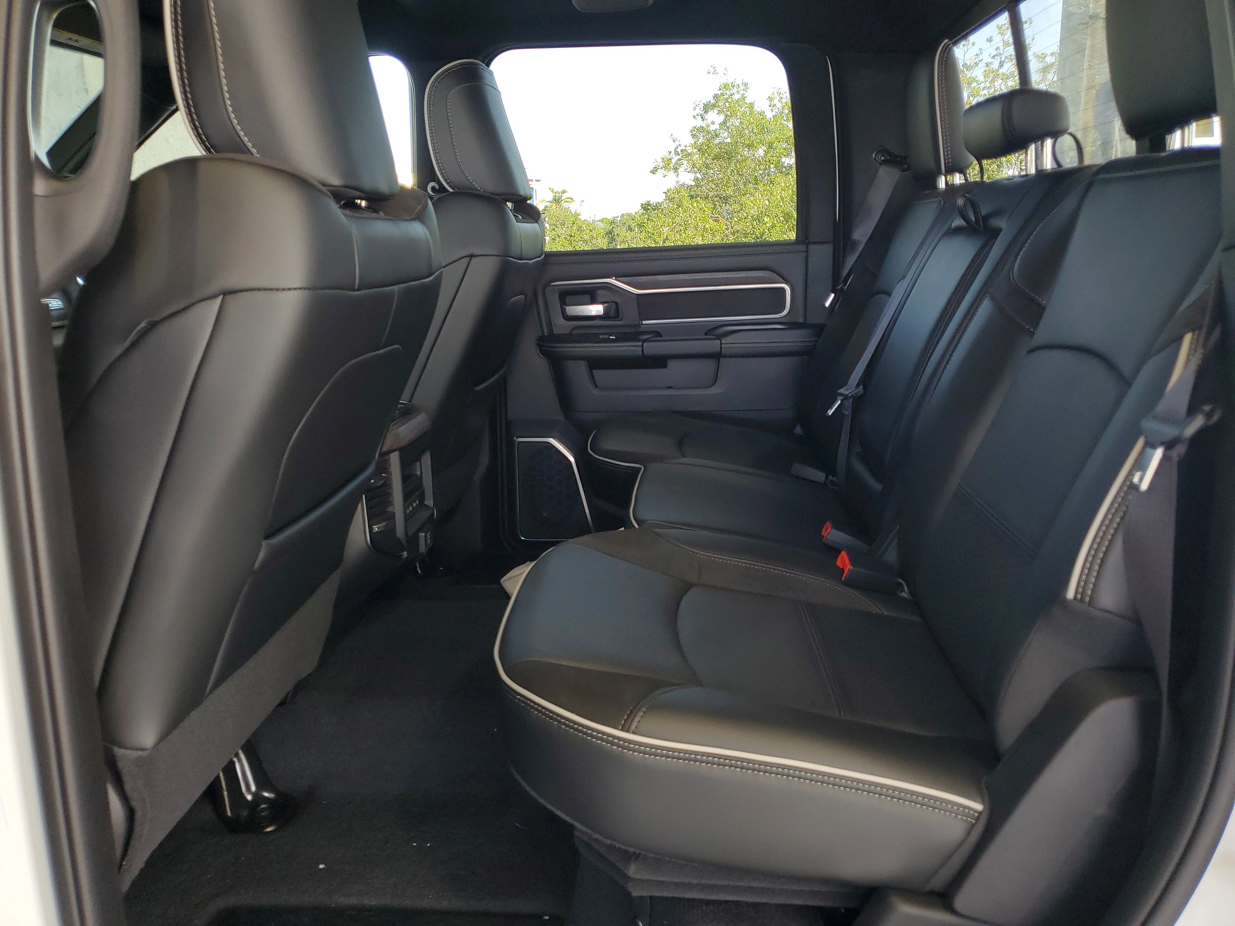 New 2026 Bright White Clear-Coat Exterior Paint RAM Laramie image 8