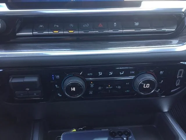 2025 Chevrolet Silverado 1500 LTZ - Photo 16