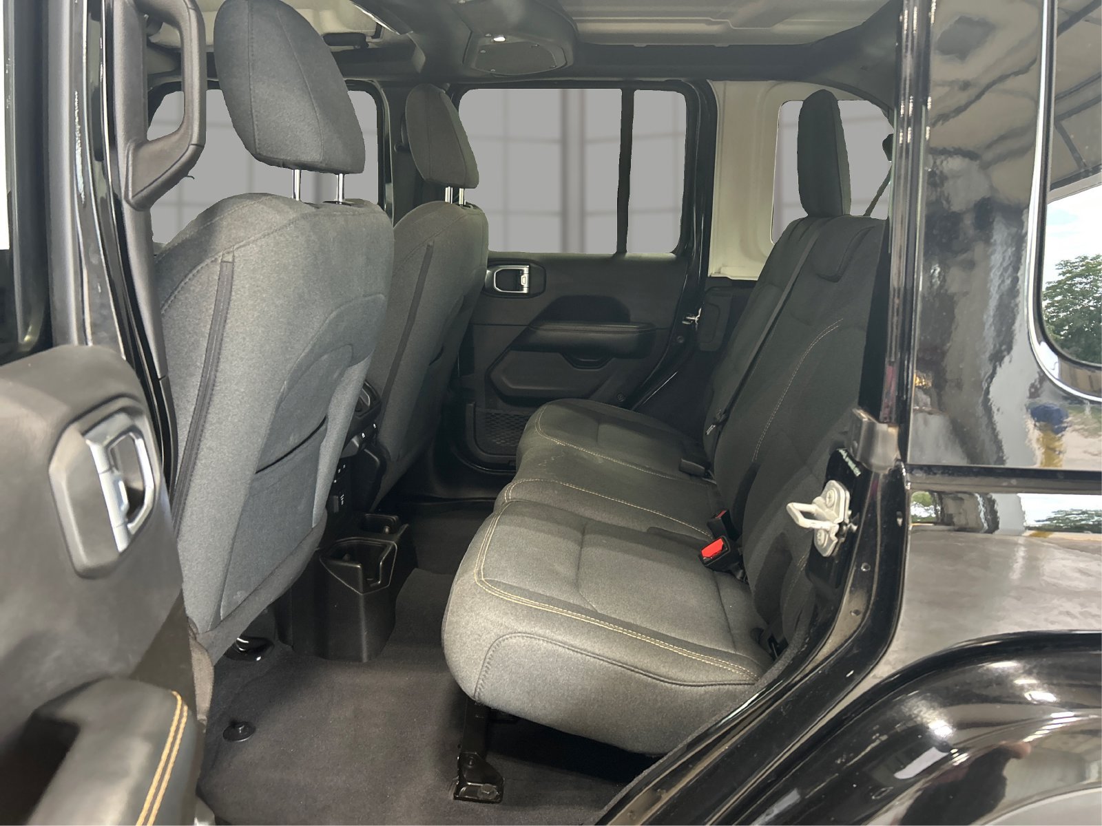 Used 2024 Black Jeep Sahara image 10