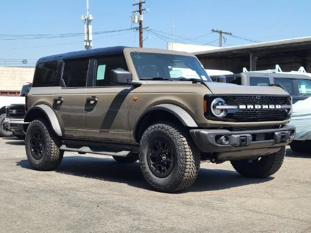 New 2026 Marsh Gray Ford Badlands image 33