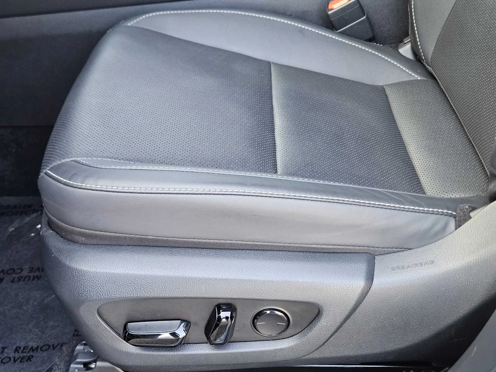 Certified Used 2024 Iridium Lexus Premium image 19