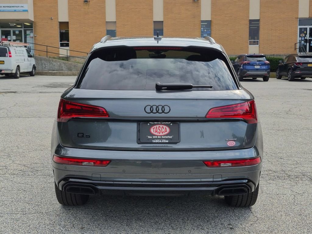 Used 2024 Gray Audi 55 Prestige image 4
