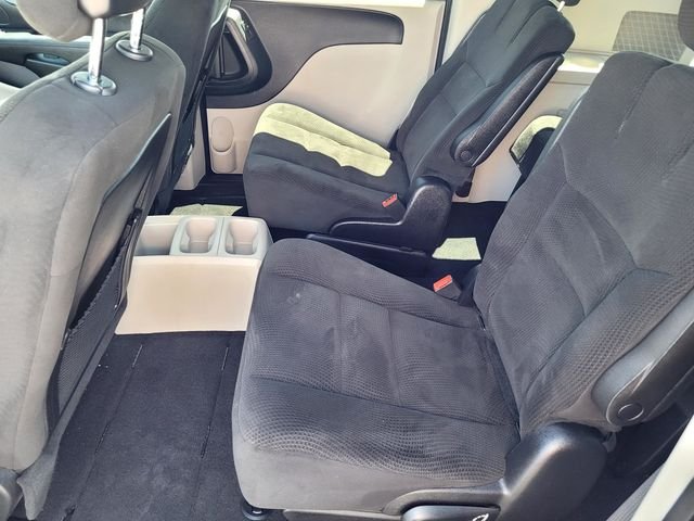 Used 2016 Blue Dodge SE image 11