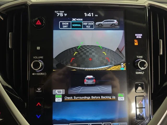 Used 2023 Green Metallic Subaru Touring image 19