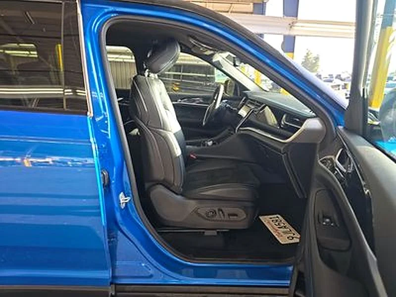 Used 2023 Blue Jeep Trailhawk 4xe image 8