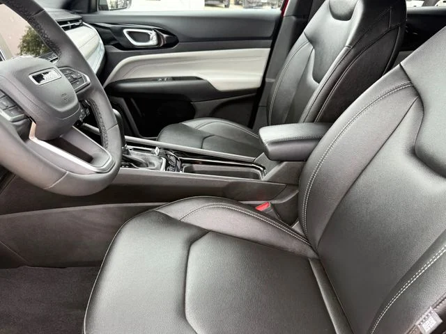Used 2025 Red Jeep Limited image 10