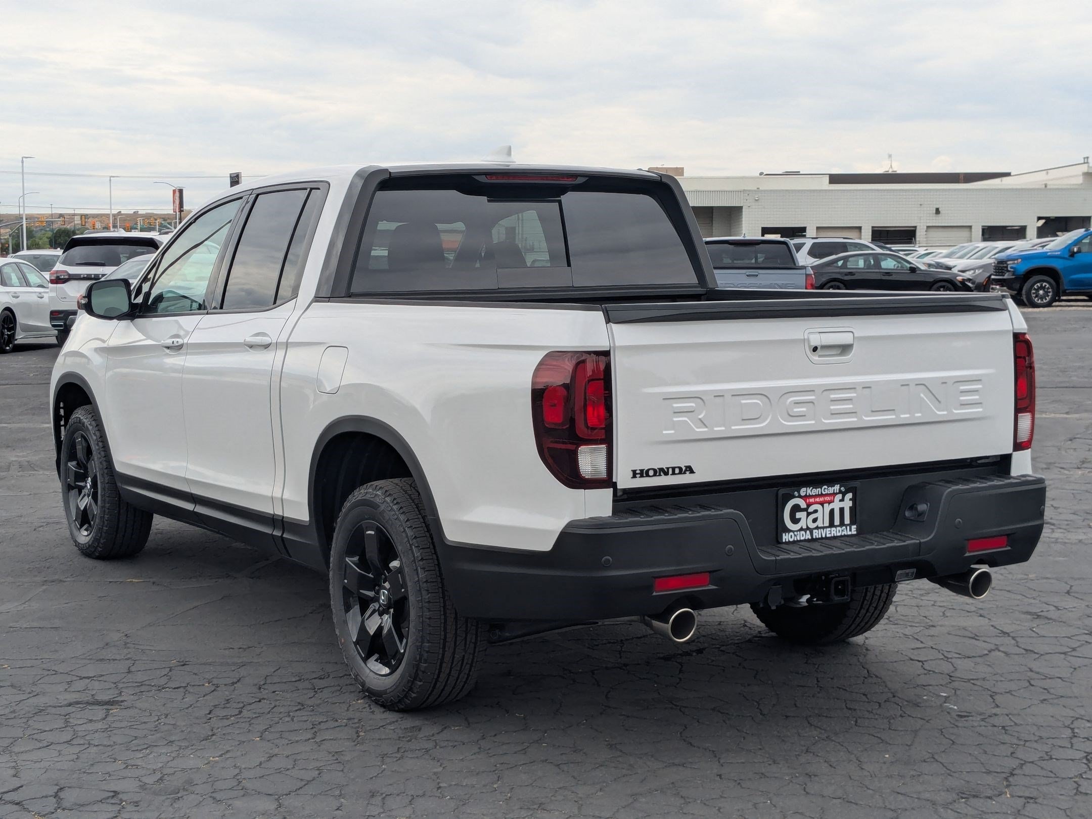 New 2026 Platinum White Pearl Honda Black Edition image 5