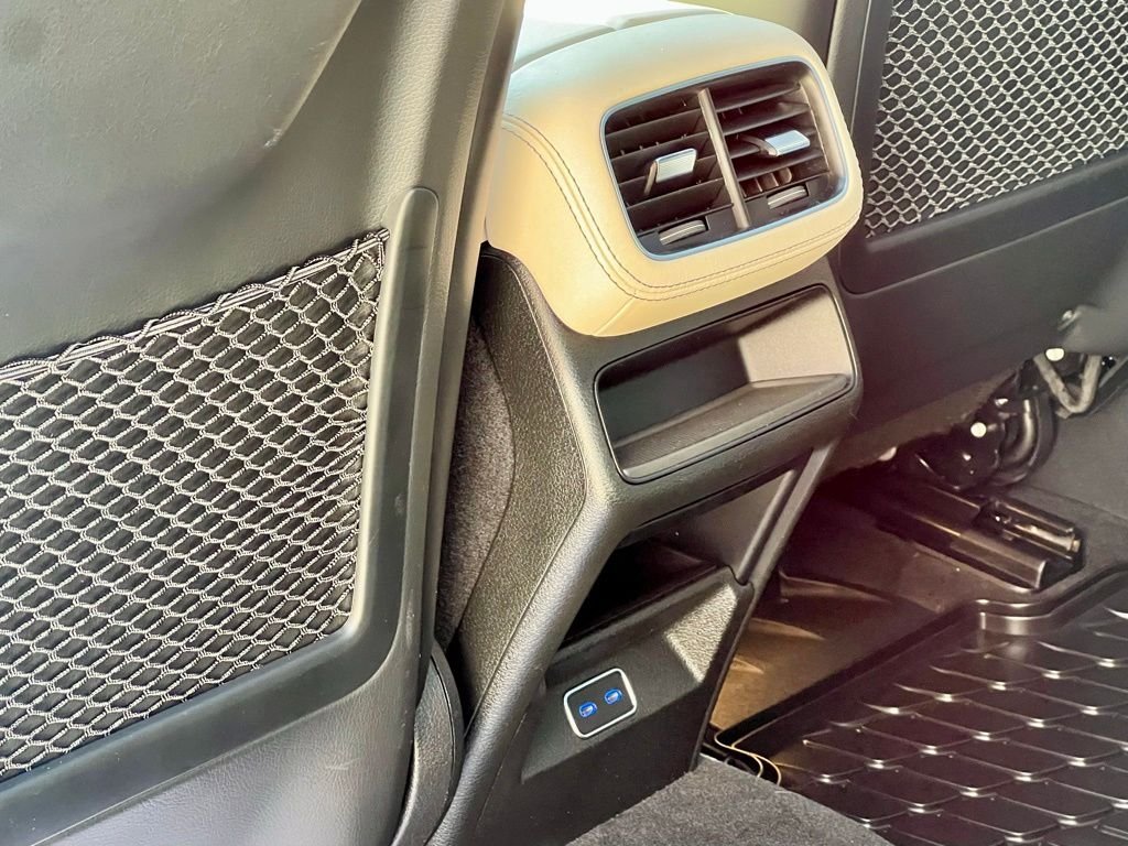 Certified Used 2024  Mercedes-Benz GLE 53 AMG® image 30
