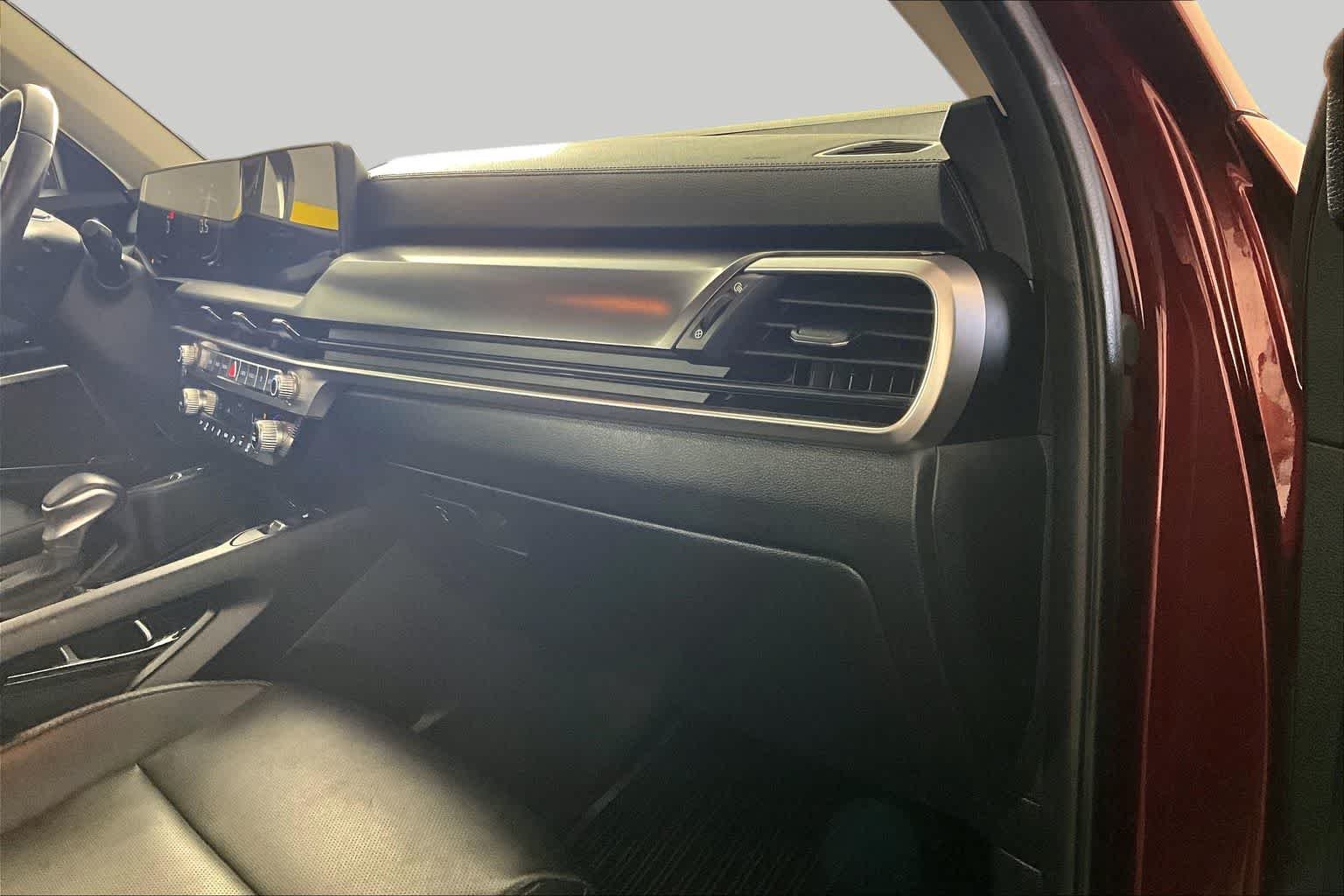 Used 2024 Dawning Red Kia S image 17