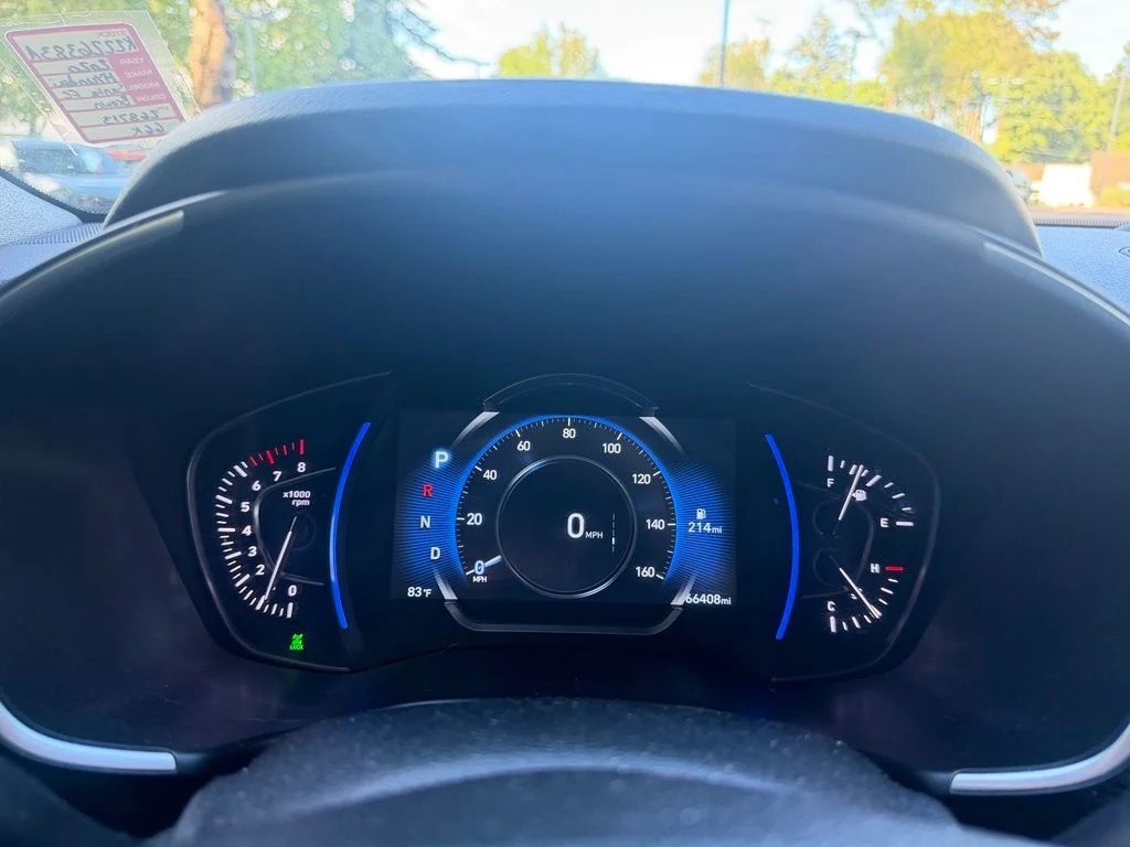 Used 2020 Earthy Bronze Hyundai SEL image 18