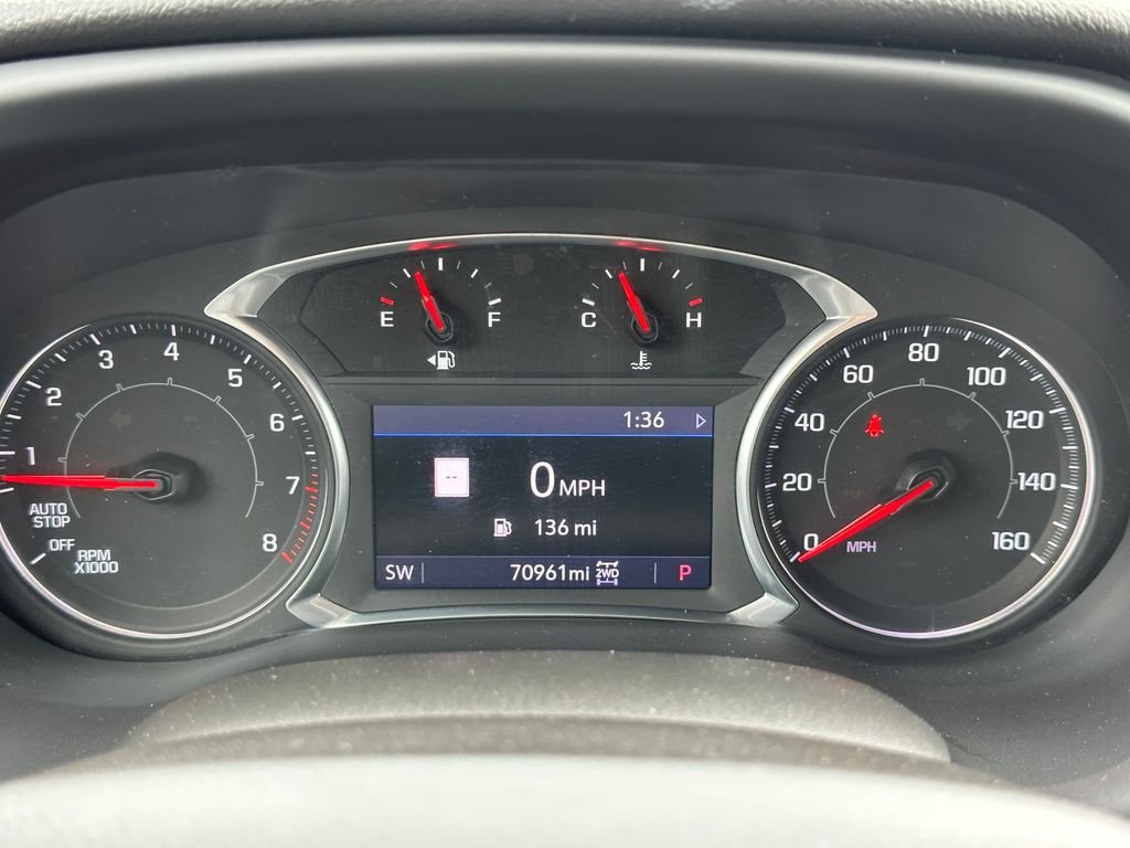 Used 2020 Silver GMC SLT image 17