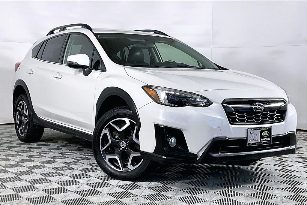 Used 2018 White Subaru 2.0i Limited image 11