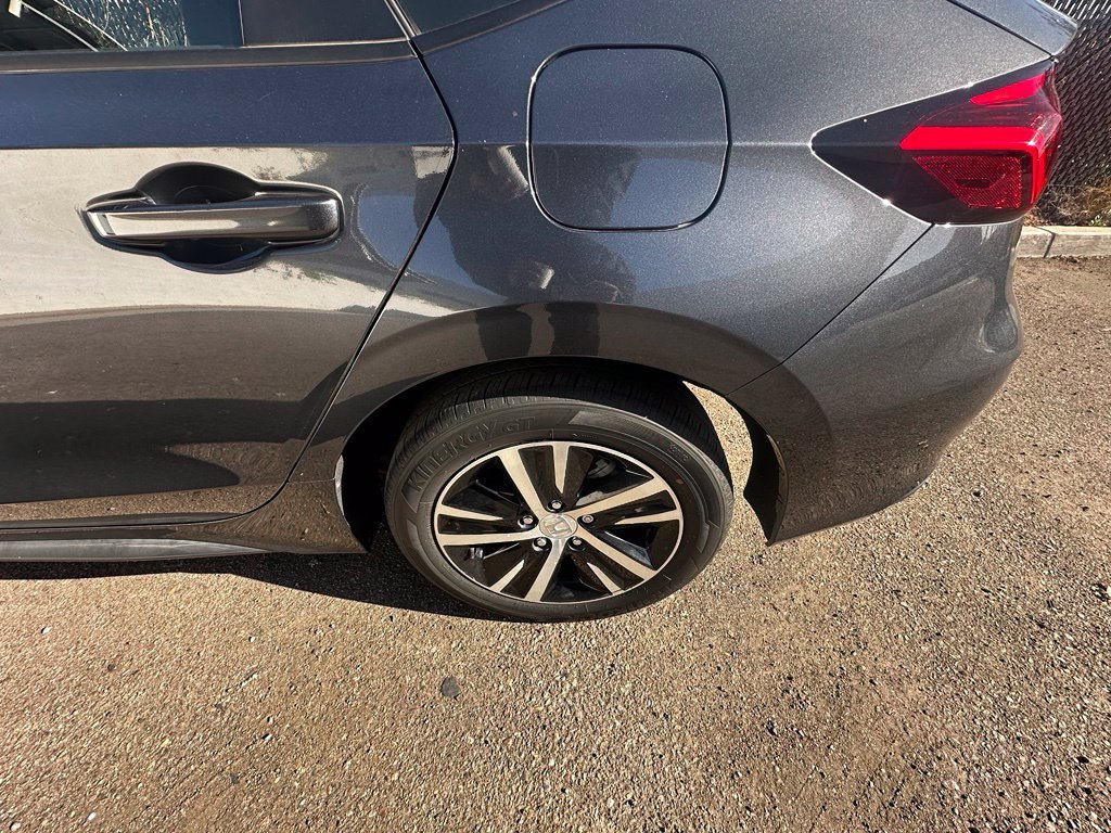 Used 2024  Honda LX image 16