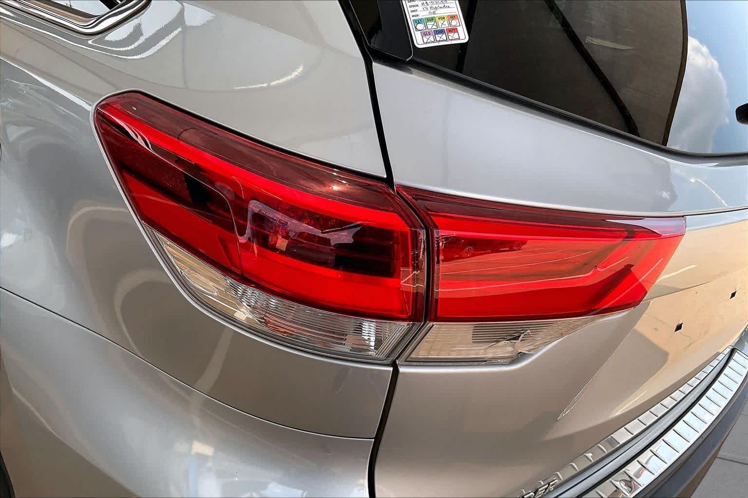 Used 2017 Celestial Silver Metallic Toyota SE image 28